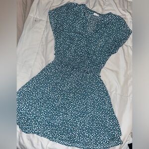 Sienna Sky Spring/summer green dress size L